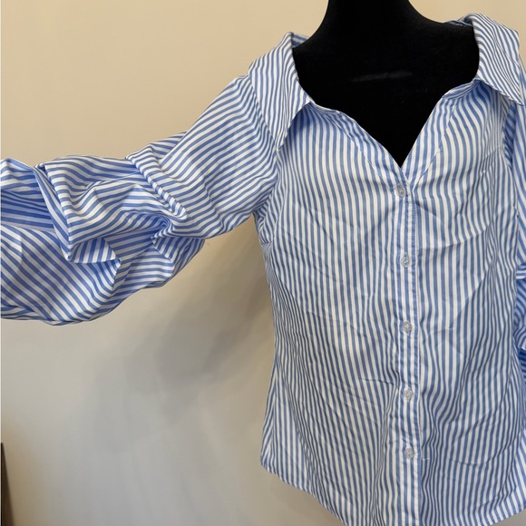 Lulu's Blue and White Striped Blouse - Picture 3 of 3